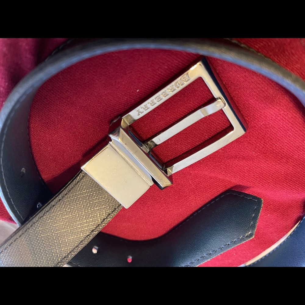 2 color Burberry belt size 38